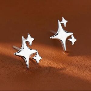 Gold plated sterling silver 3 star earrings